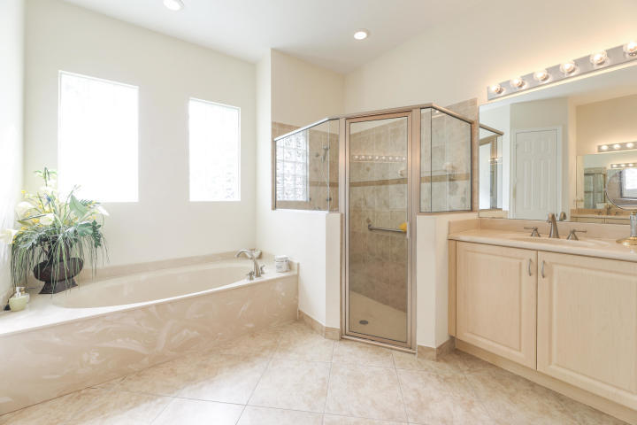 TRADITION PLAT NO 28 - Residential Lease