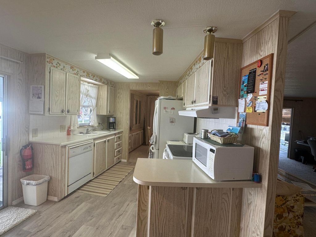 Photo of 7120 SE Bluebird Circle, Hobe Sound, FL 33455 (MLS # R11067303)