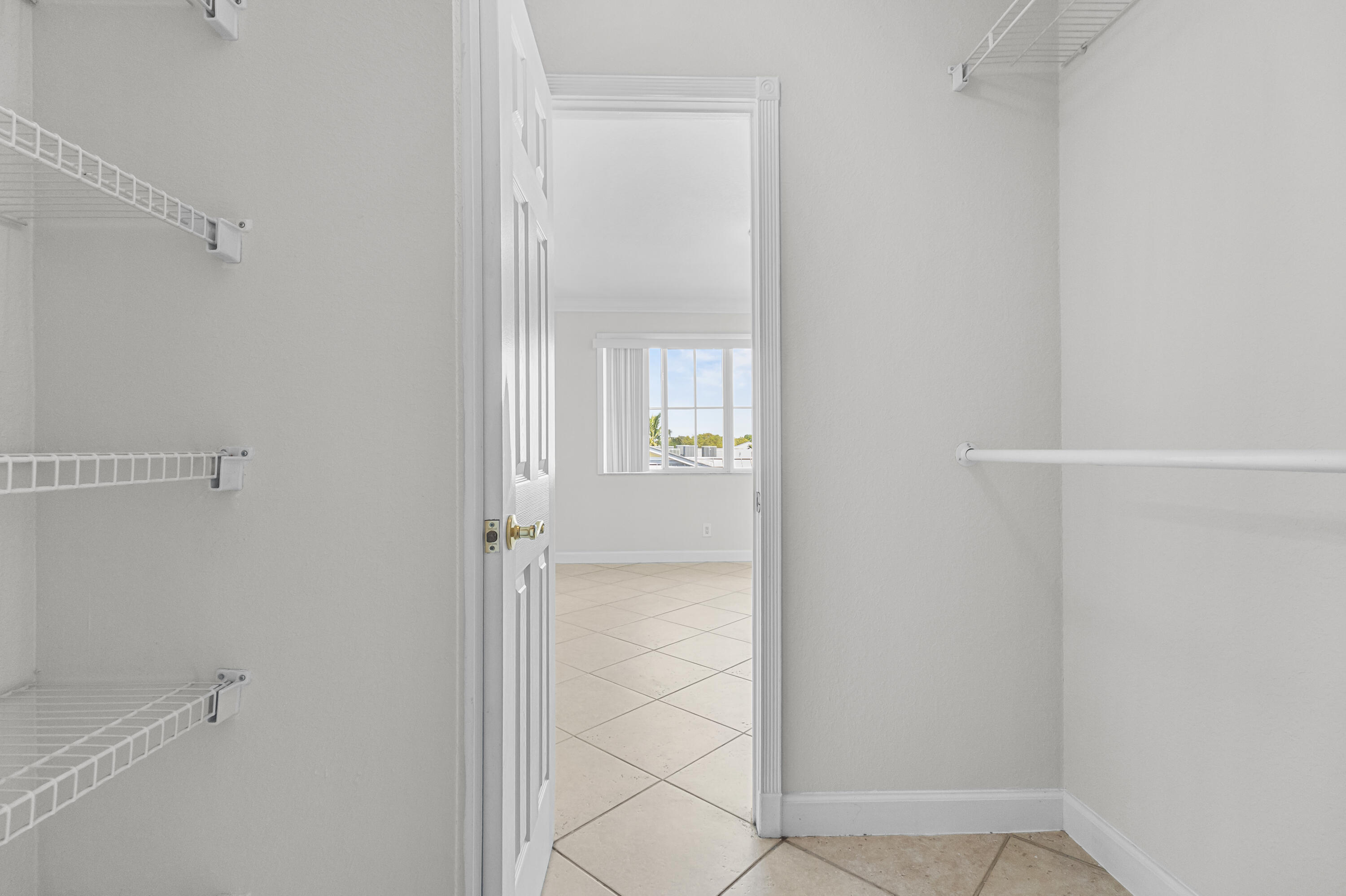 PINE CREST VILLAGE I AT - Residential