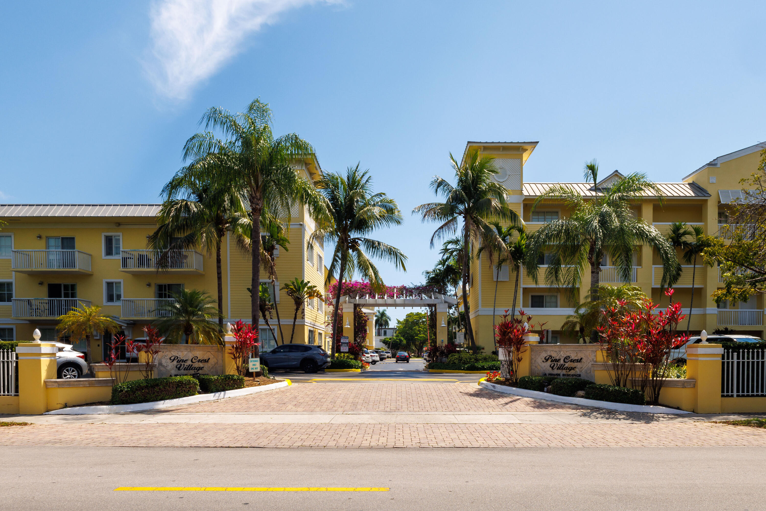 PINE CREST VILLAGE I AT - Residential