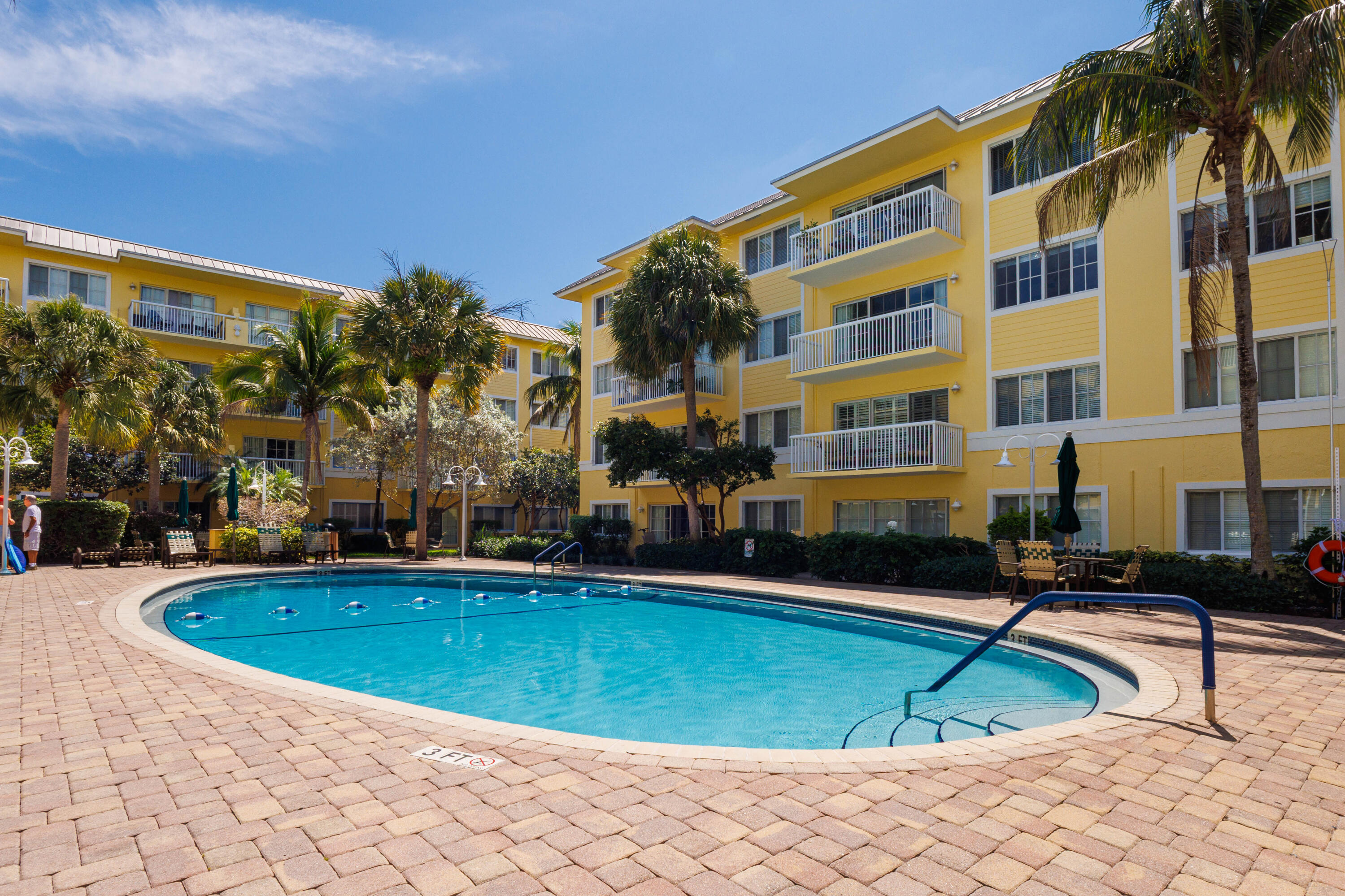 PINE CREST VILLAGE I AT - Residential