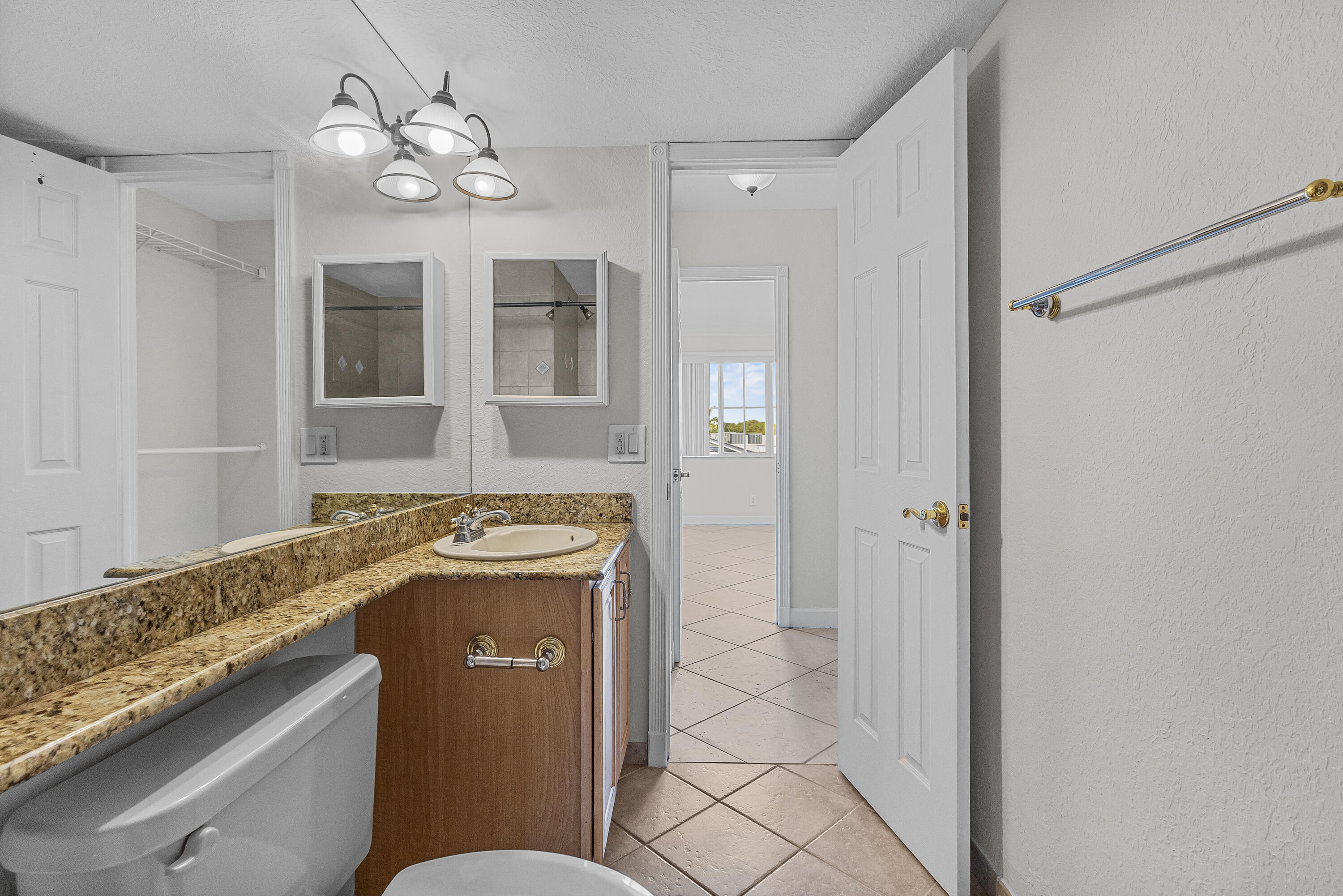 PINE CREST VILLAGE I AT - Residential