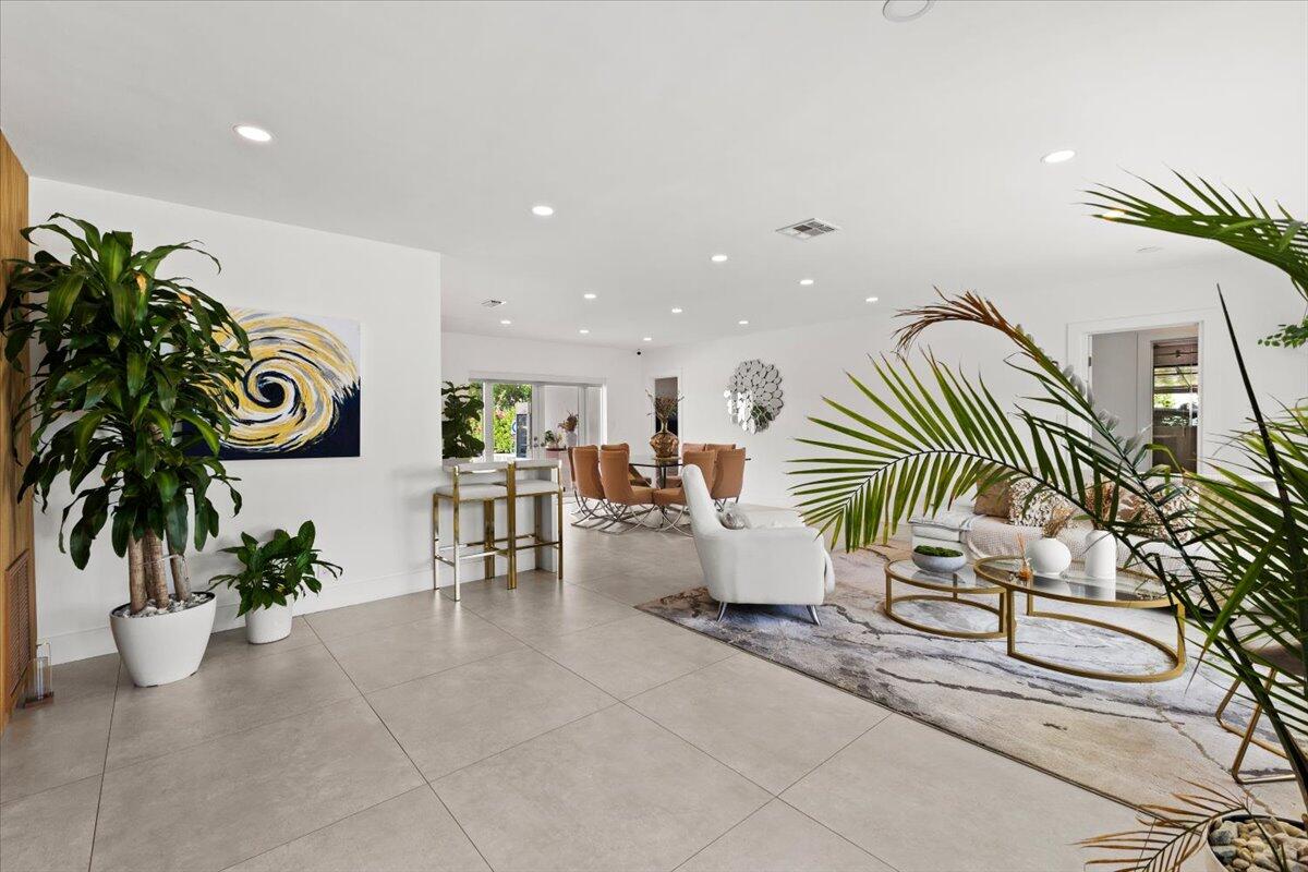 1049 W Palmetto Park Road