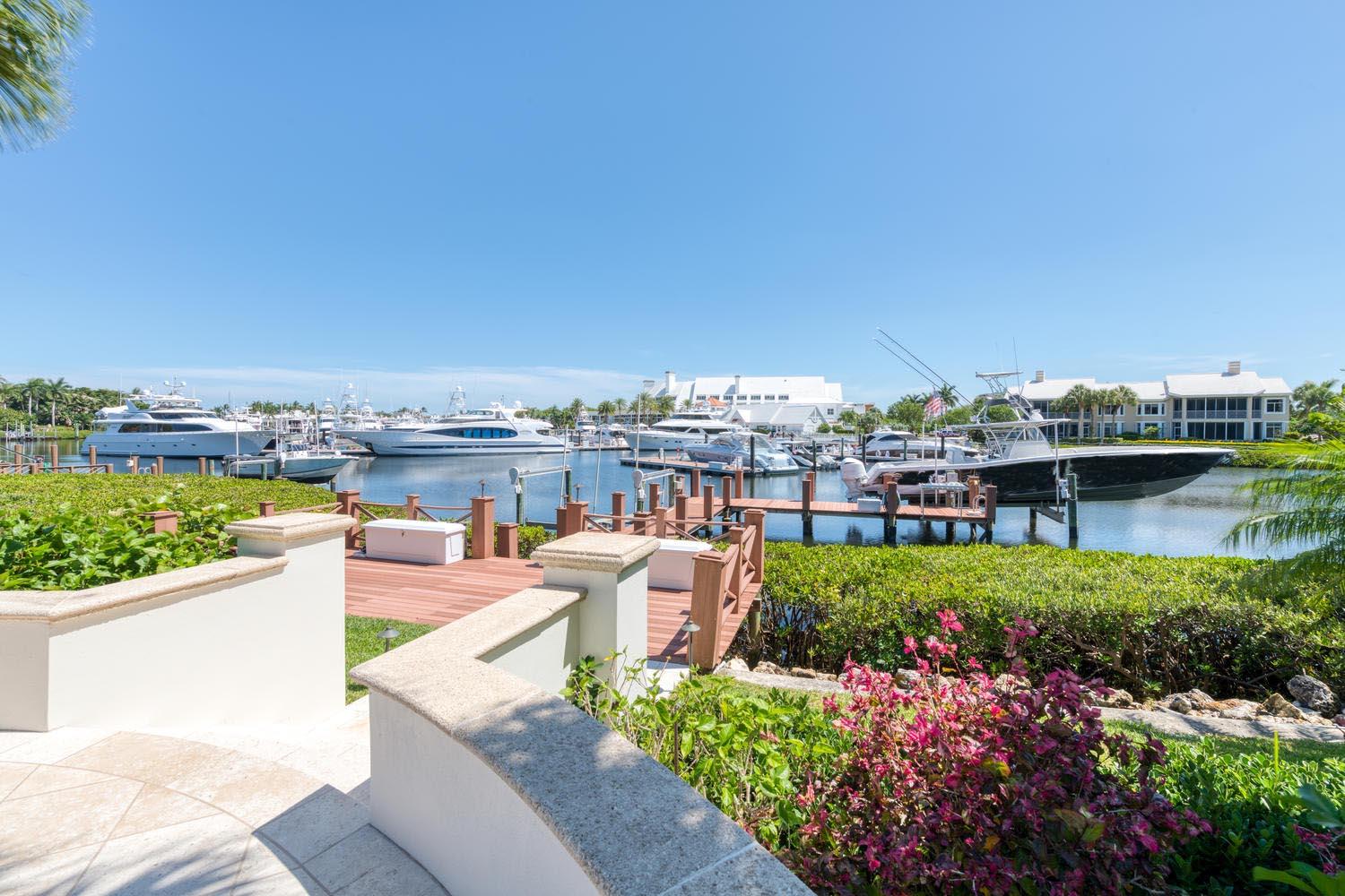 ADMIRALS COVE PAR C - Residential