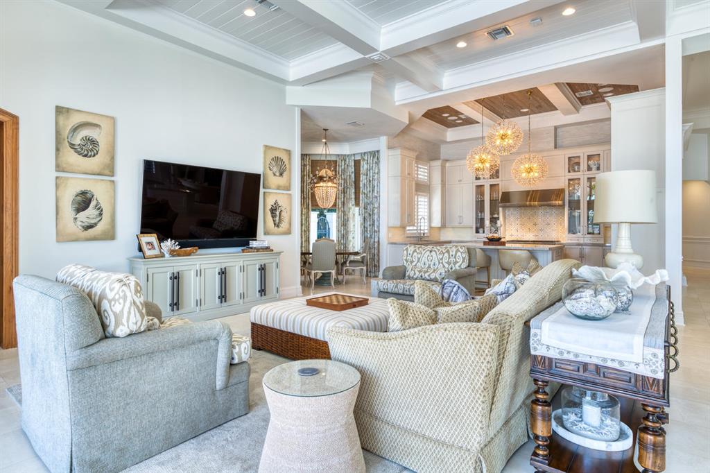 ADMIRALS COVE PAR C - Residential