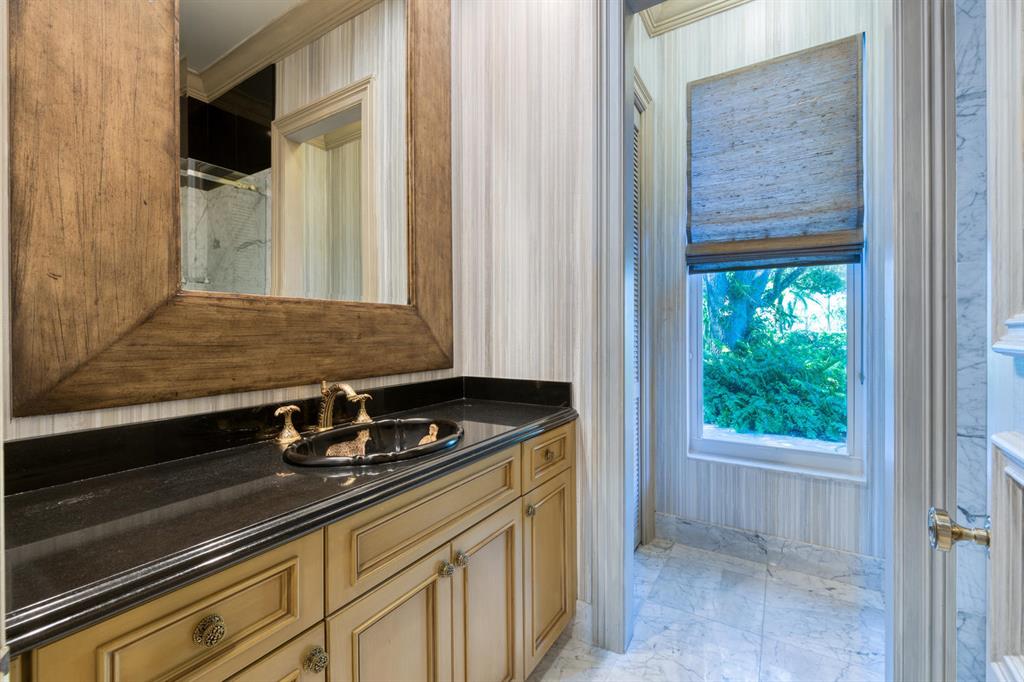 ADMIRALS COVE PAR C - Residential