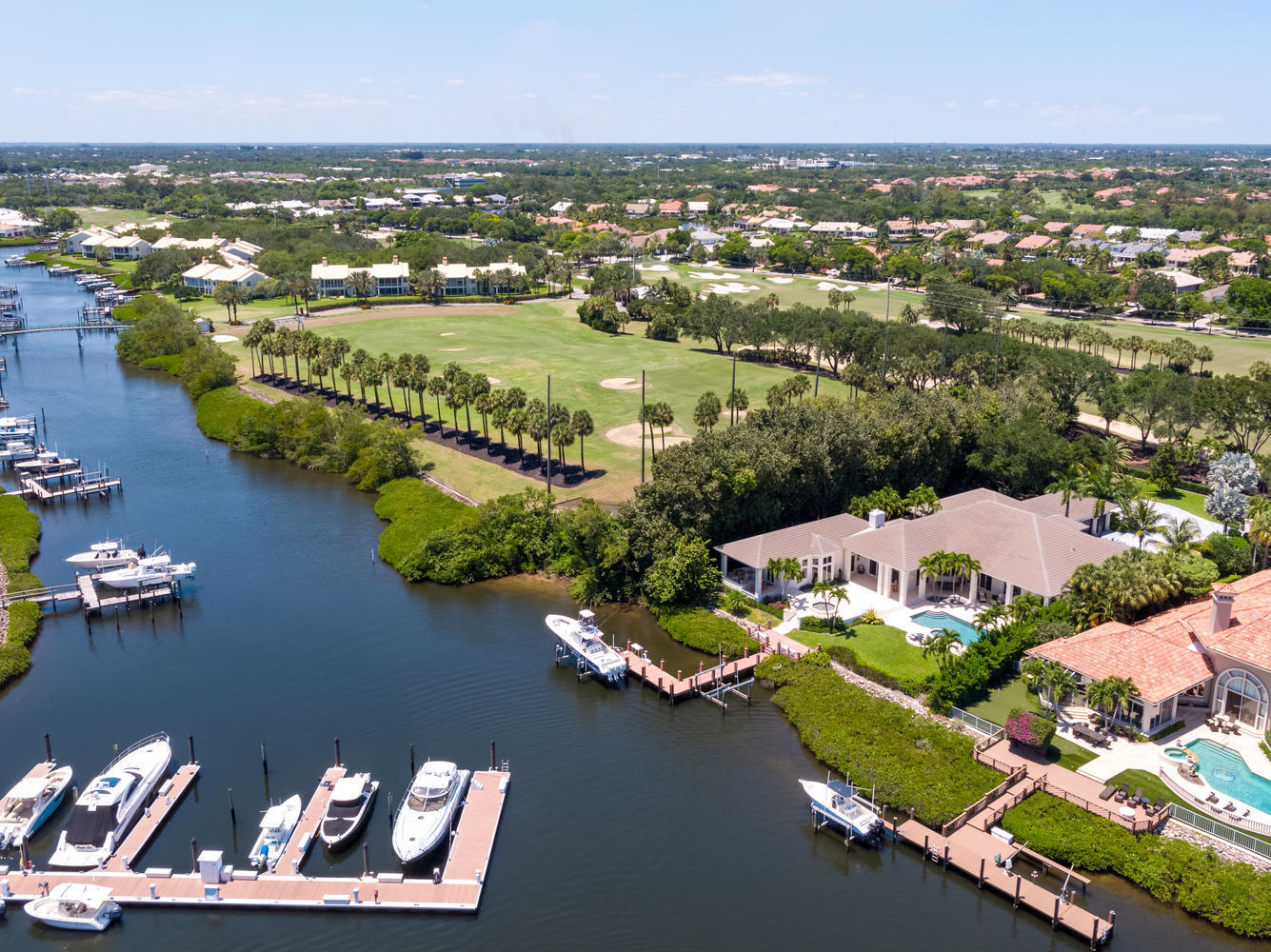 ADMIRALS COVE PAR C - Residential