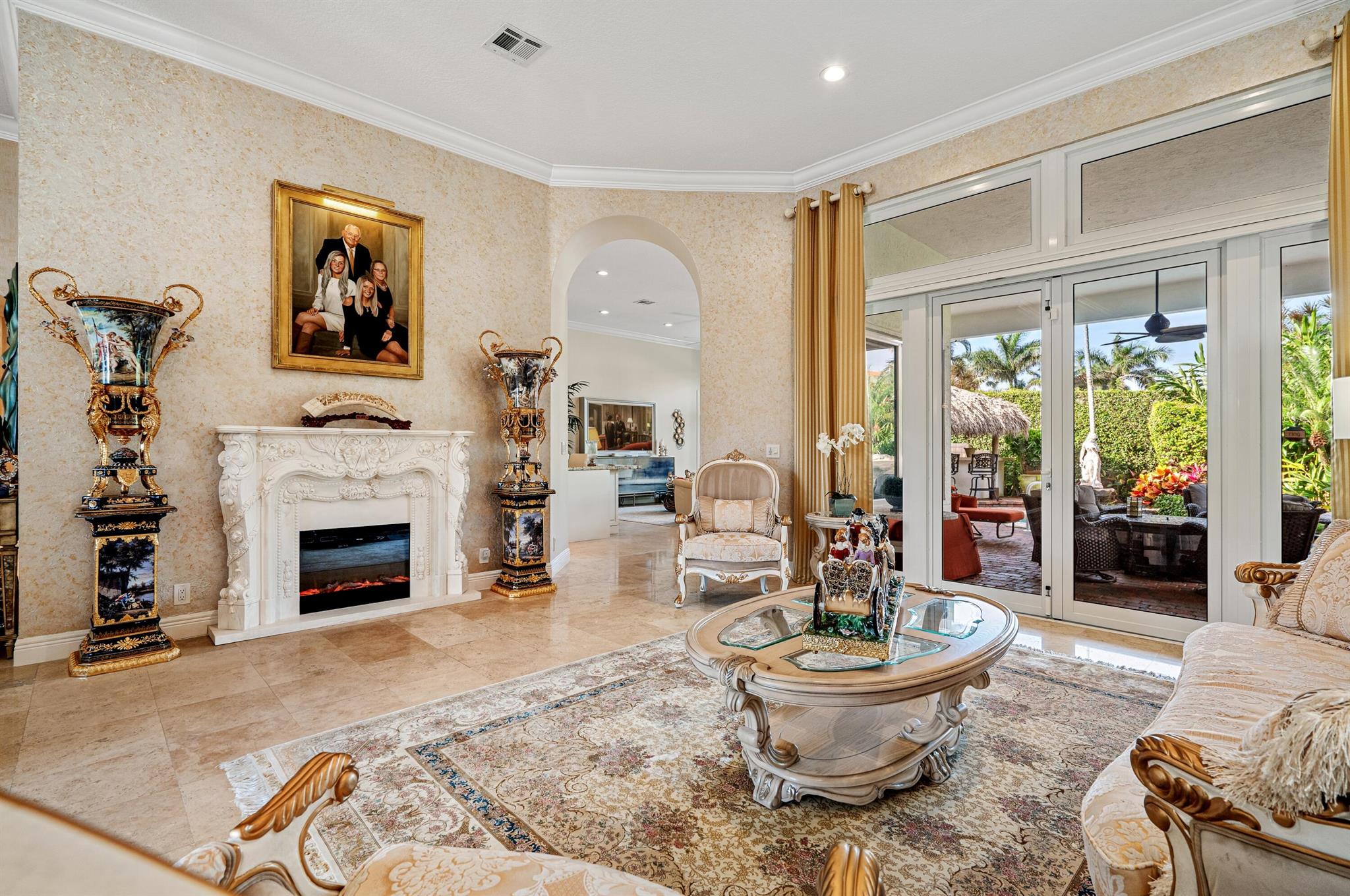 ROYAL PALM YACHT & COUNTR - Residential