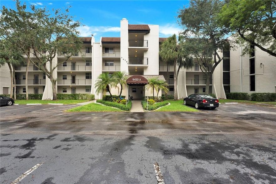 Enjoy breathtaking lake views from a screen on the balcony on the 3rd floor of this condo located in the heart of Davie.  Laundry facilities and extra storage room located on the same floor. 1 Assigned parking space close to front door. Close to Nova University, Broward College, shopping, 595/turnpike, and airport. Enjoy the amenities; multiple swimming pools, country club and golf course access, tennis, exercise room, clubhouse, and two restaurants.