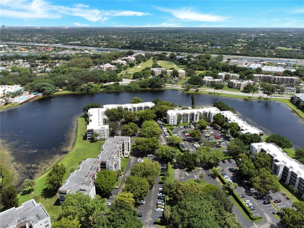 POINCIANA 5 OF PINE IS - Residential