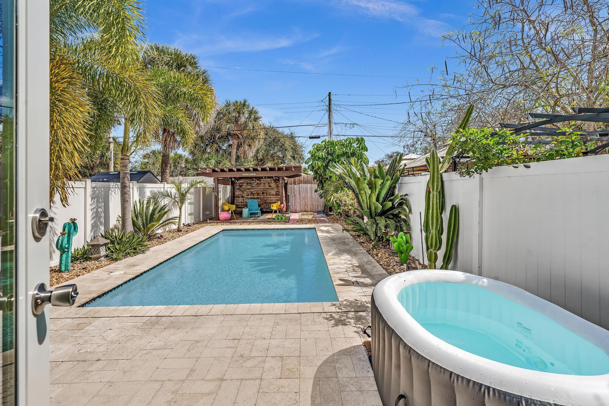 Lake Worth Town - Residential