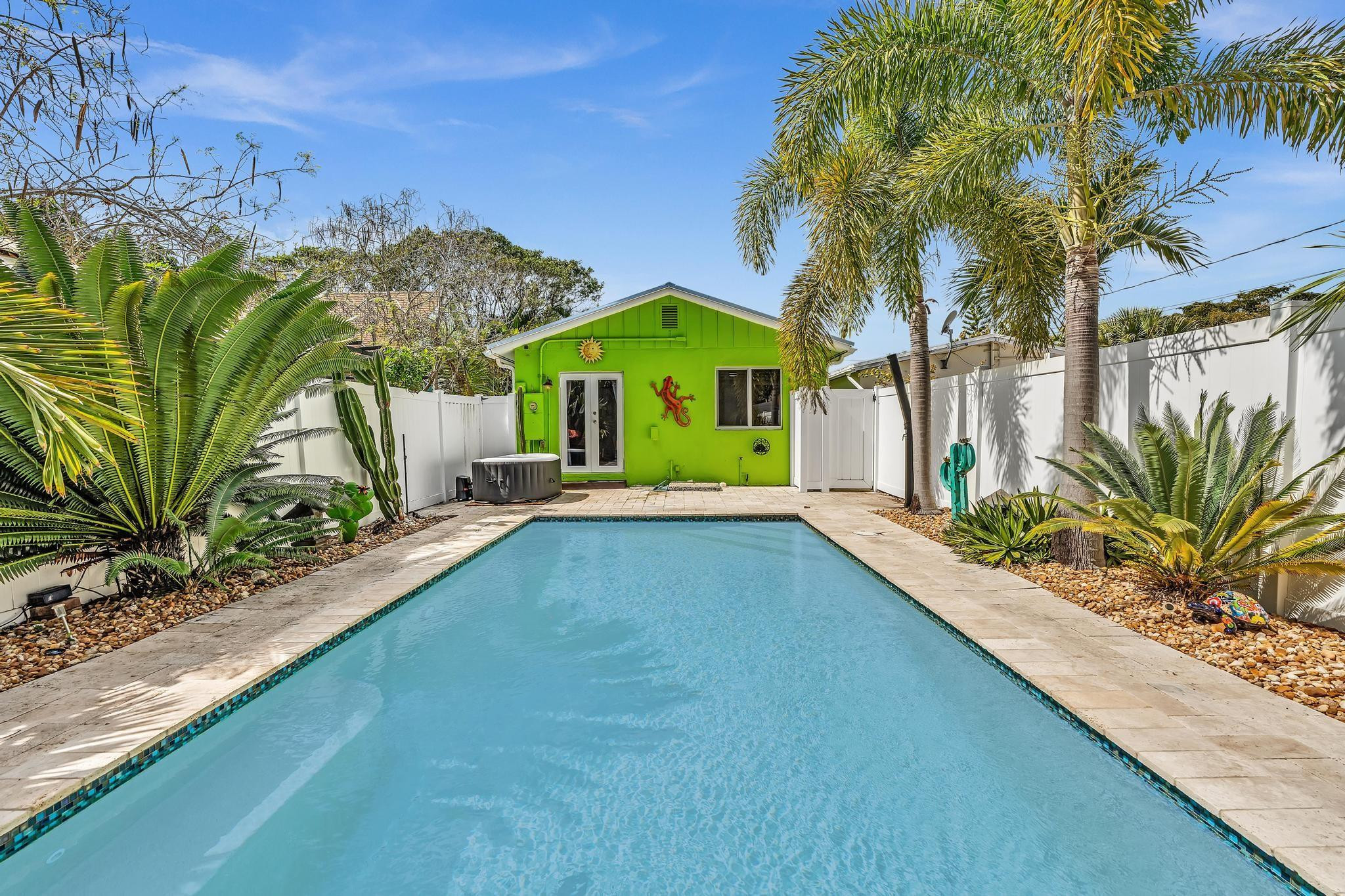 Lake Worth Town - Residential