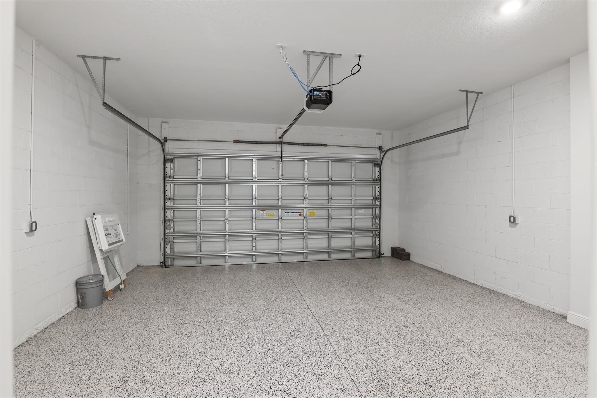 KH RIVELLA LLC - Residential