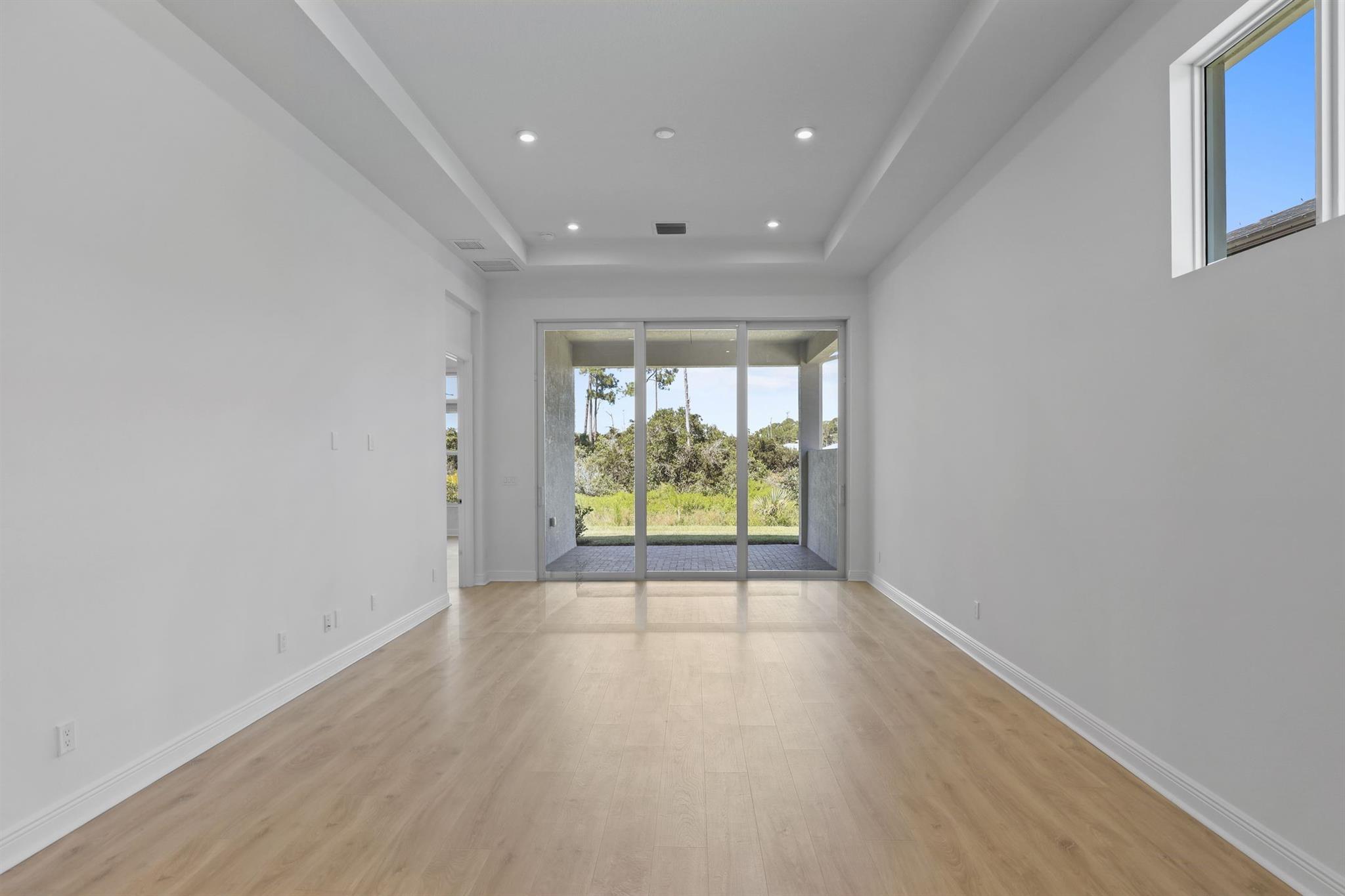 KH RIVELLA LLC - Residential