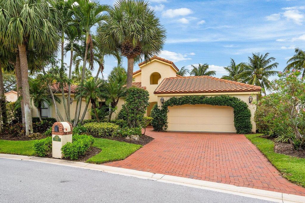 Photo of 16643 Hidden Cove Drive, Jupiter, FL 33477 (MLS # R10894871)