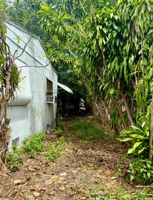 3801 NW Flagler Terrace