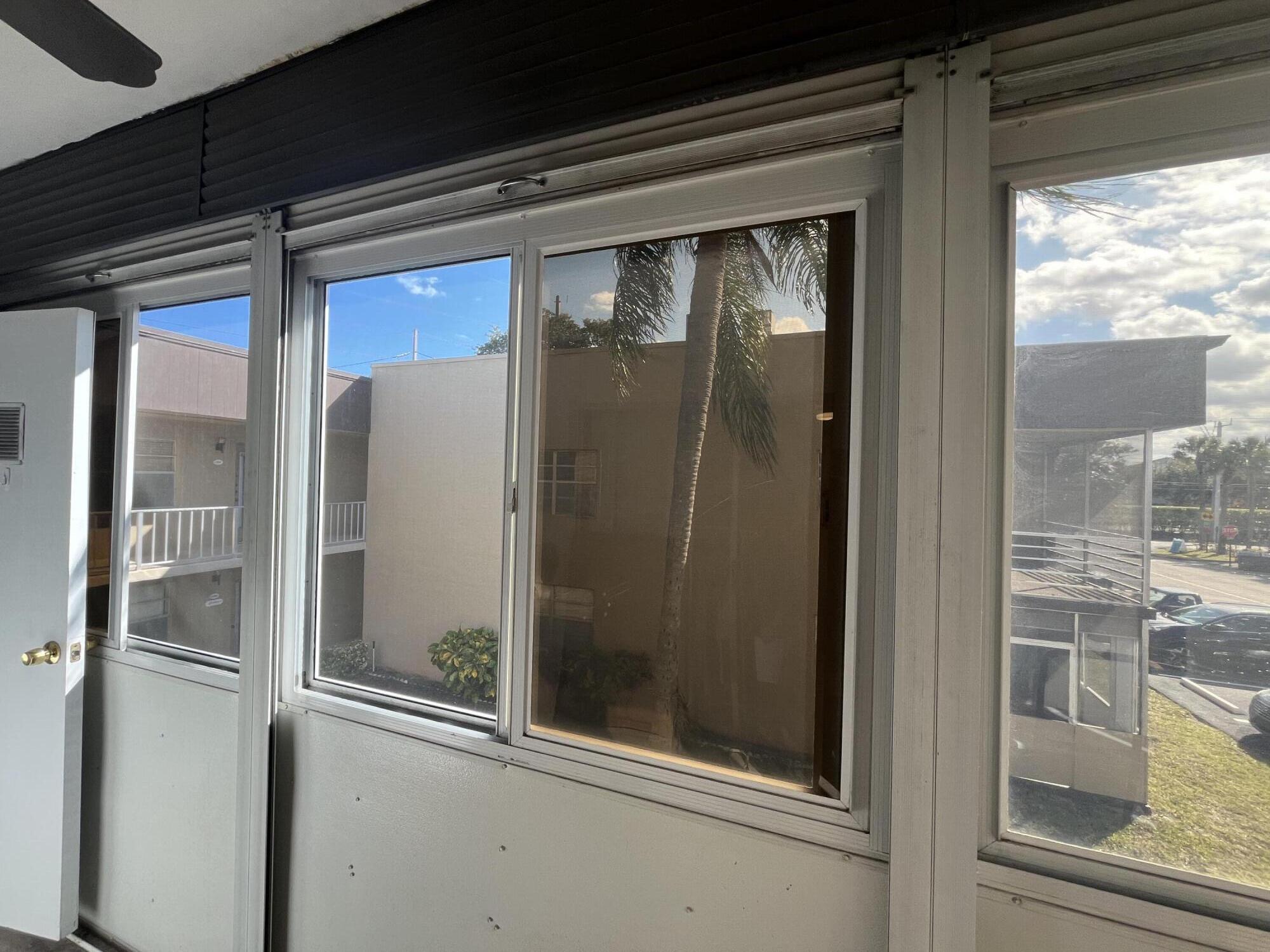 KINGS POINT - Residential