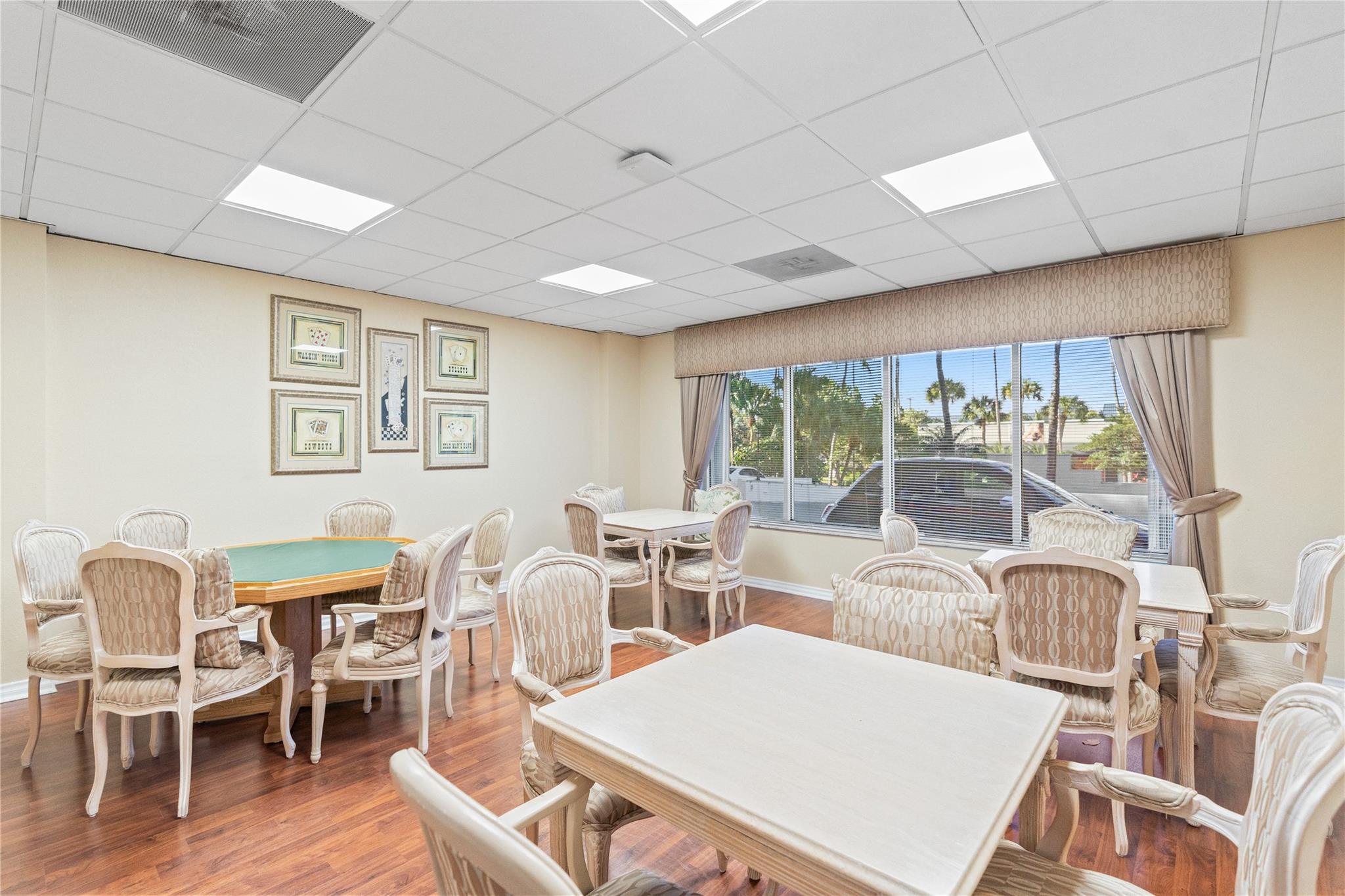 Playa Del Mar - Residential