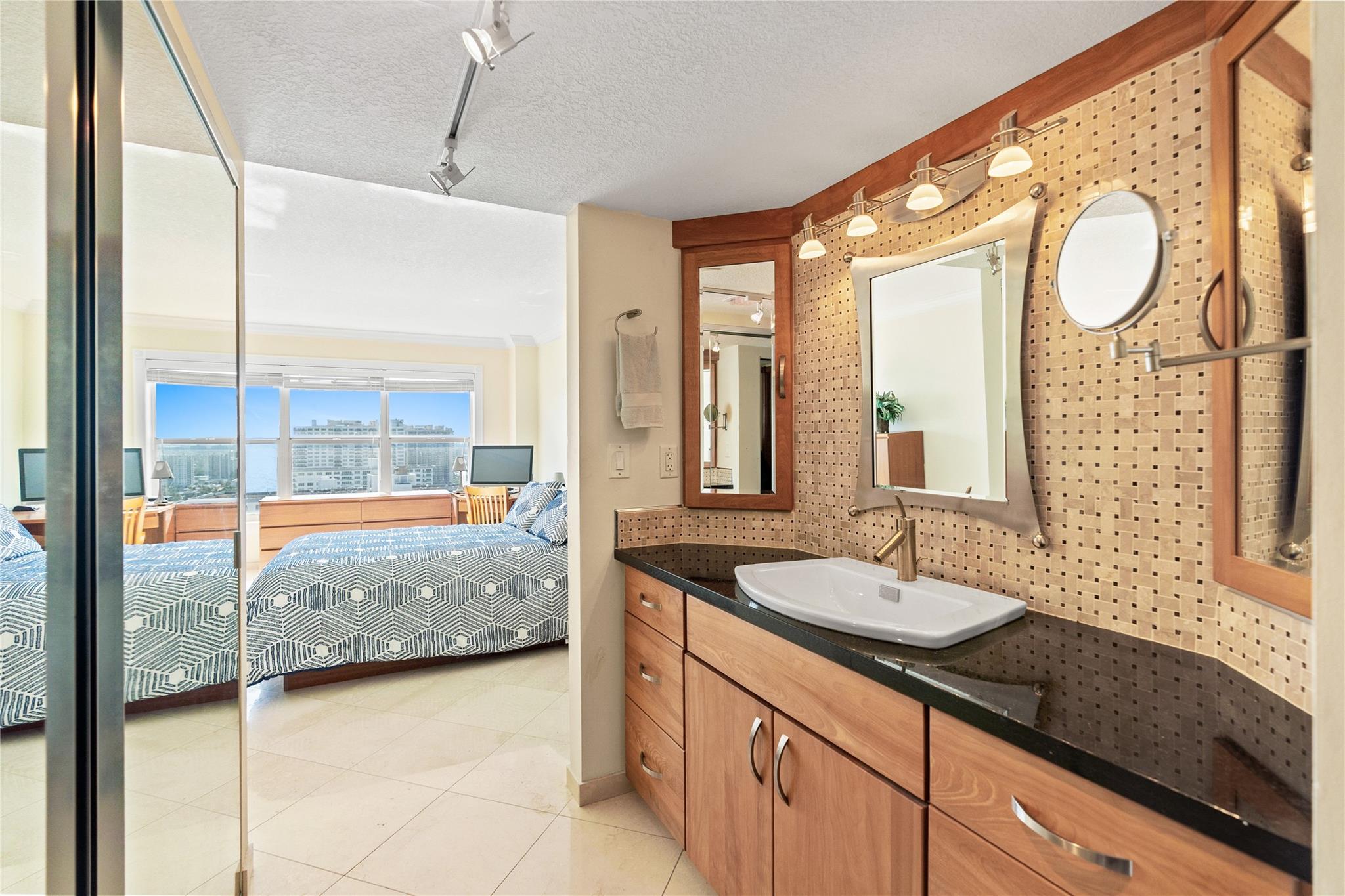 Playa Del Mar - Residential