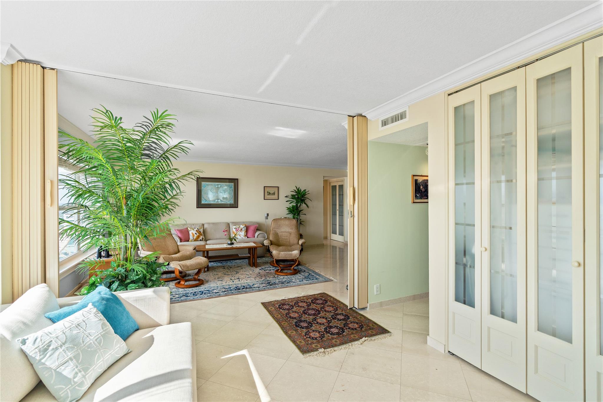 Playa Del Mar - Residential