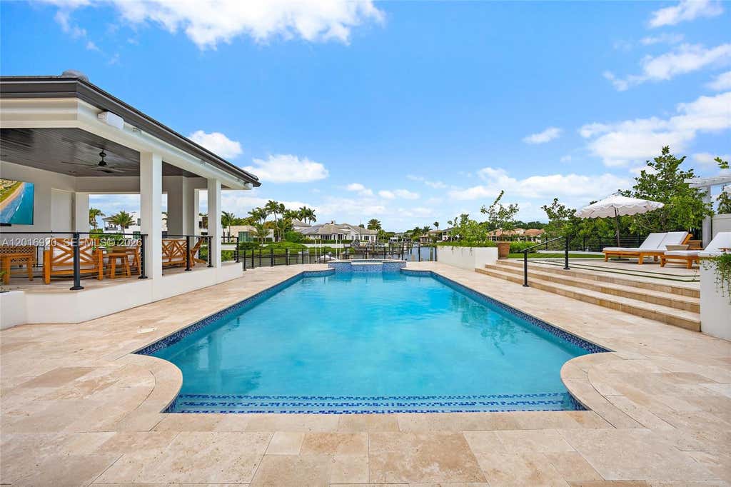 Photo of 386 Eagle Drive, Jupiter, FL 33477 (MLS # A12016920)