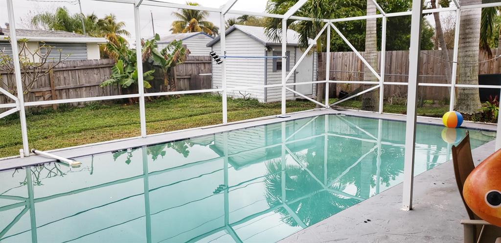 PALM SPRINGS VILLAGE 1 - Residential