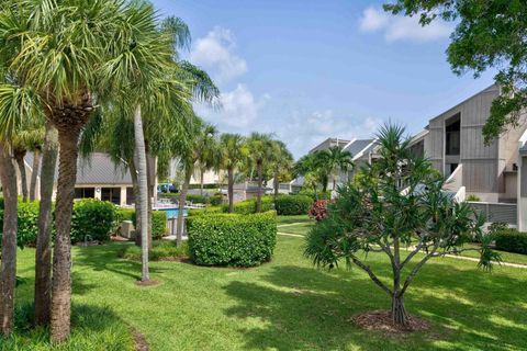 1605 S Us Highway 1 M2-211 Jupiter FL 33477