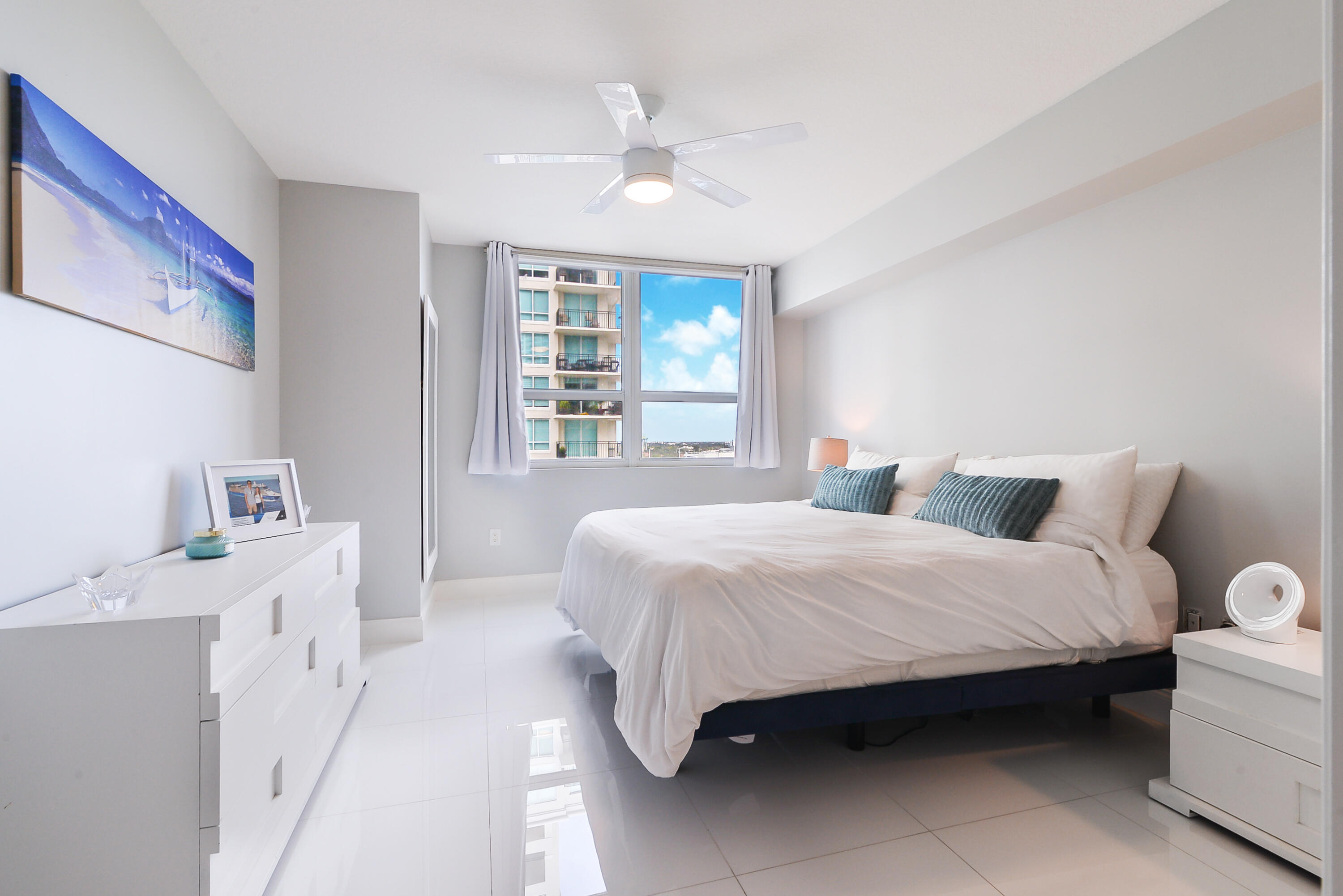 SYMPHONY SOUTH CONDO - Residential