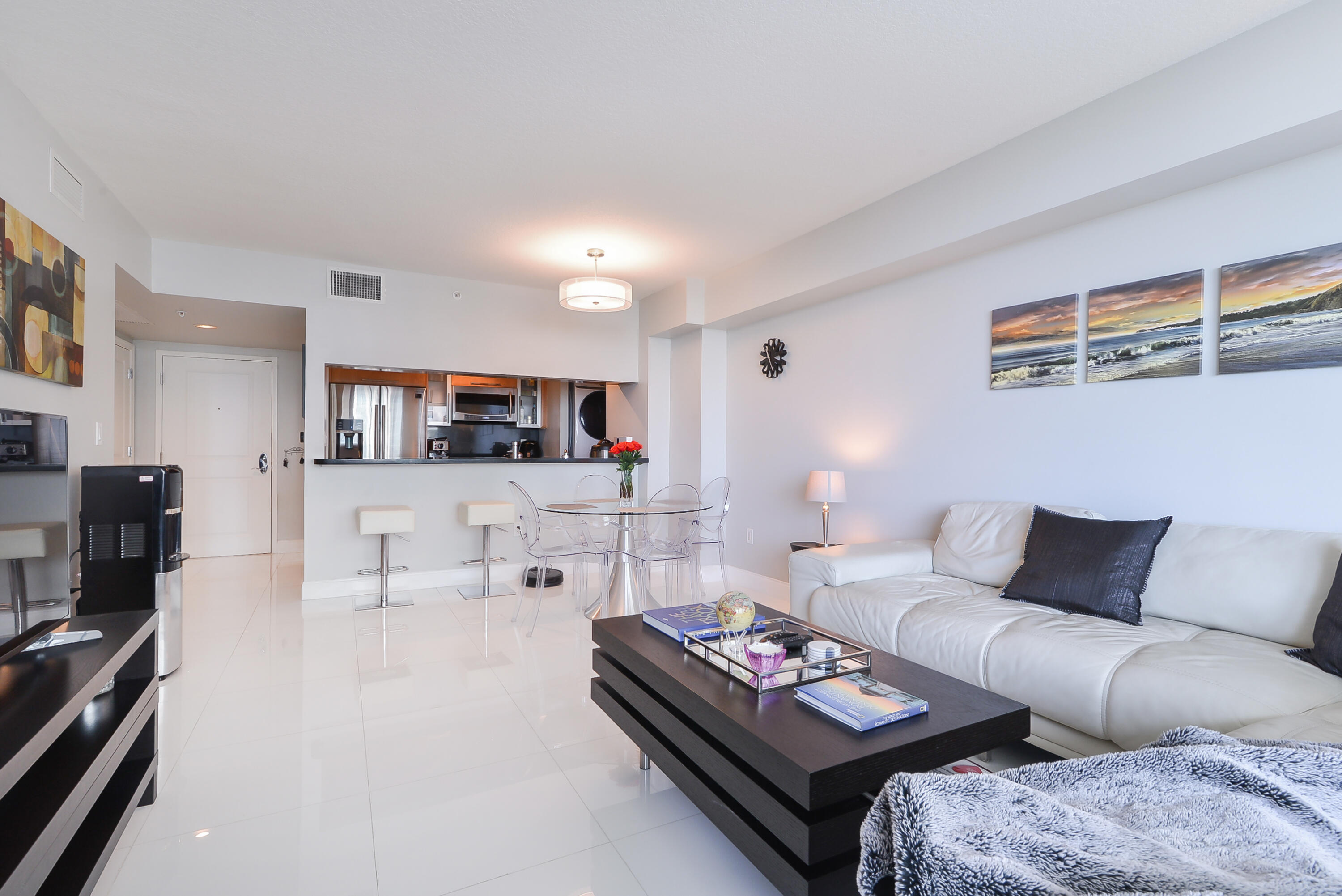 600 W Las Olas Boulevard 1104s