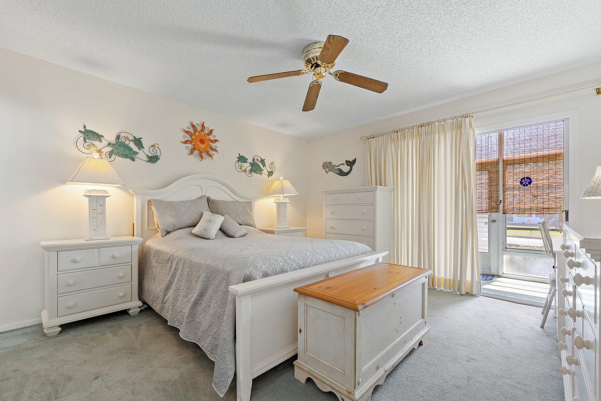 VISTA ST LUCIE BUILDINGS - Residential Lease