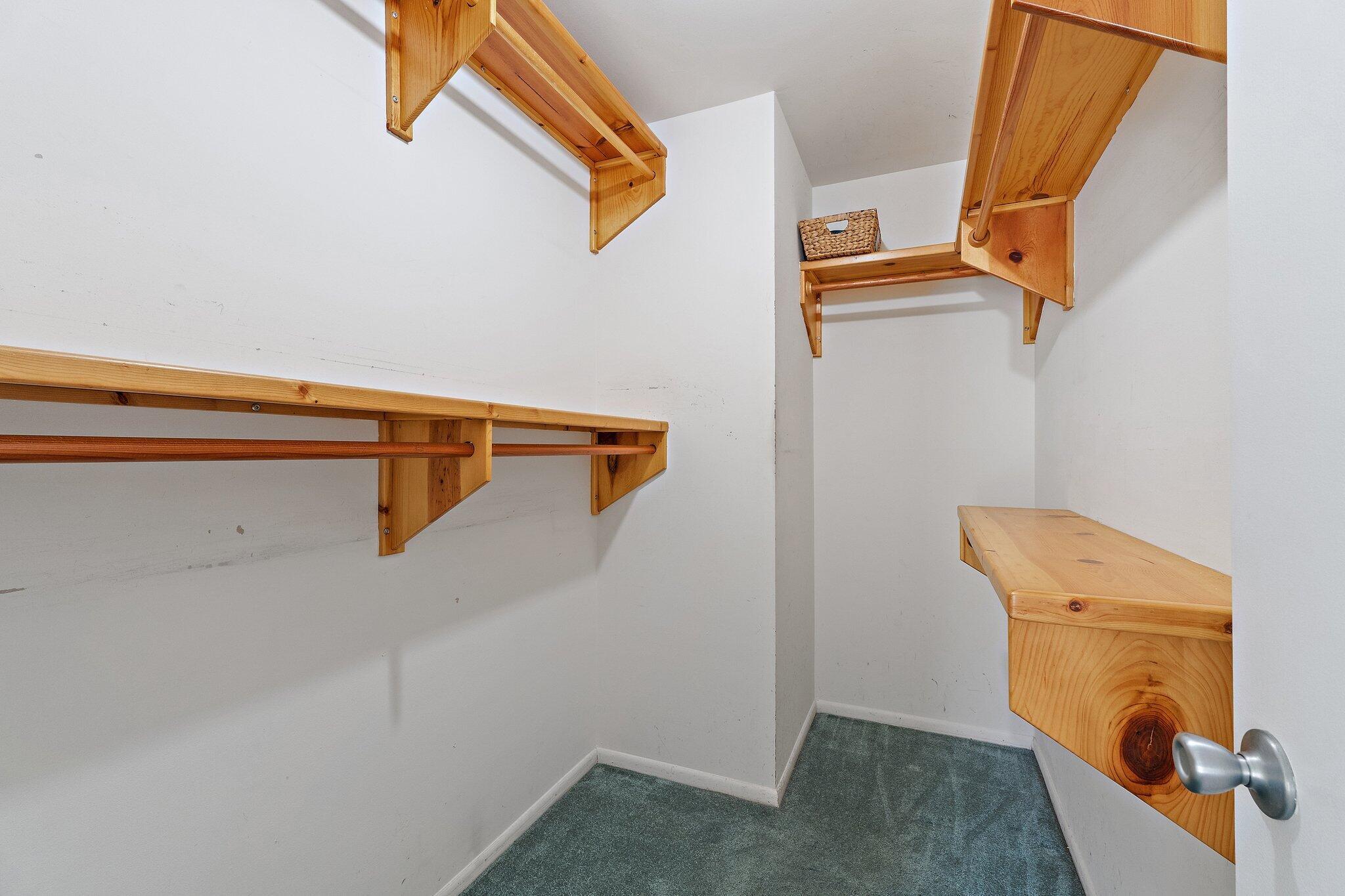 VISTA ST LUCIE BUILDINGS - Residential Lease