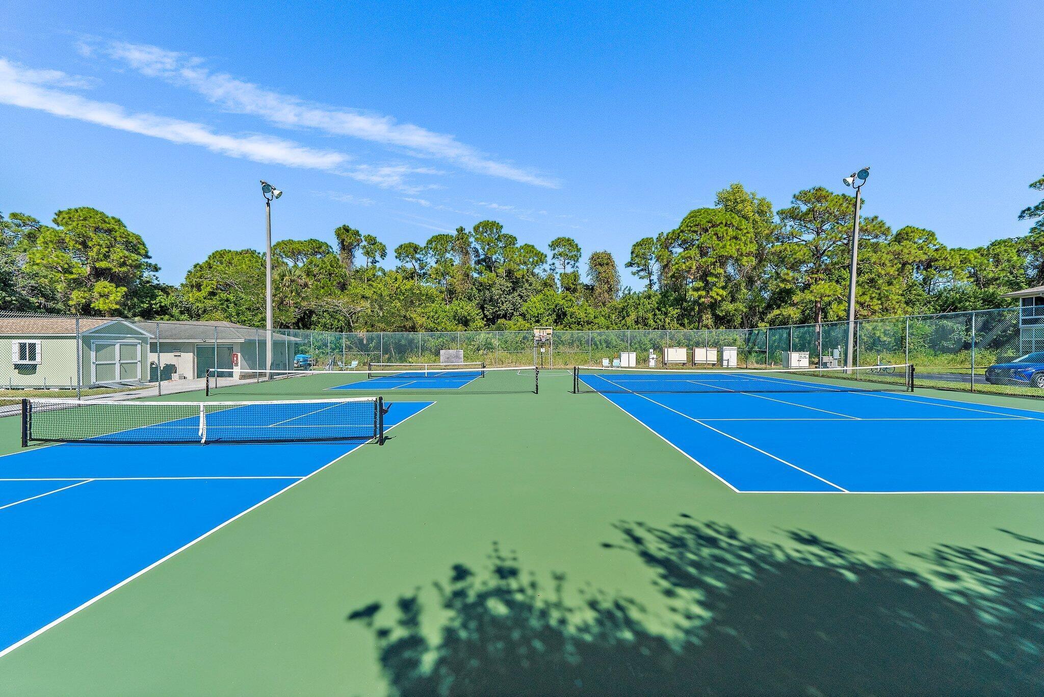 VISTA ST LUCIE BUILDINGS - Residential Lease