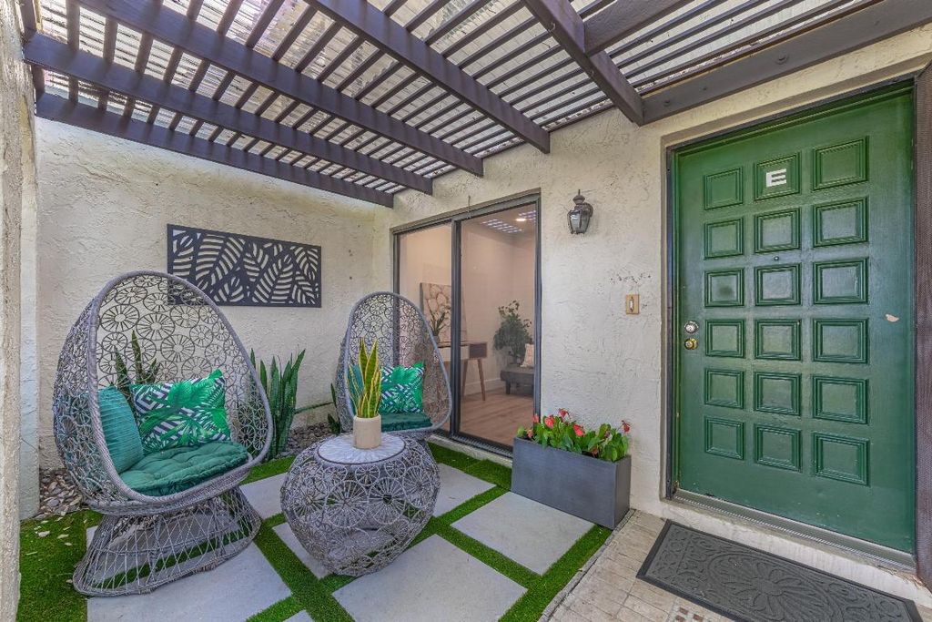 Photo of 21864 Arriba Real Real #3-E, Boca Raton, FL 33433 (MLS # R11155529)
