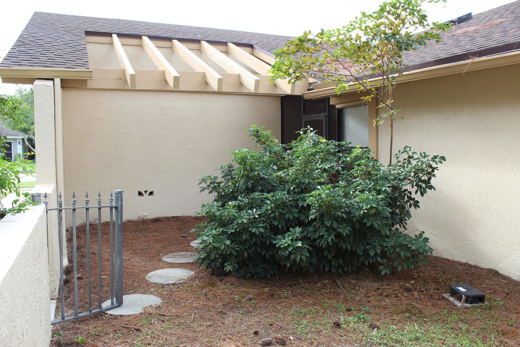 Photo of 147 Parkwood Drive, Royal Palm Beach, FL 33411 (MLS # R10945033)