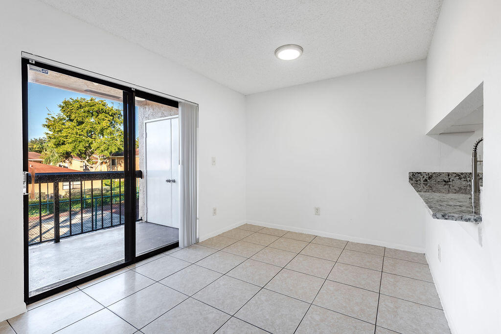 Laurels At Sherwood Condo - Residential Lease