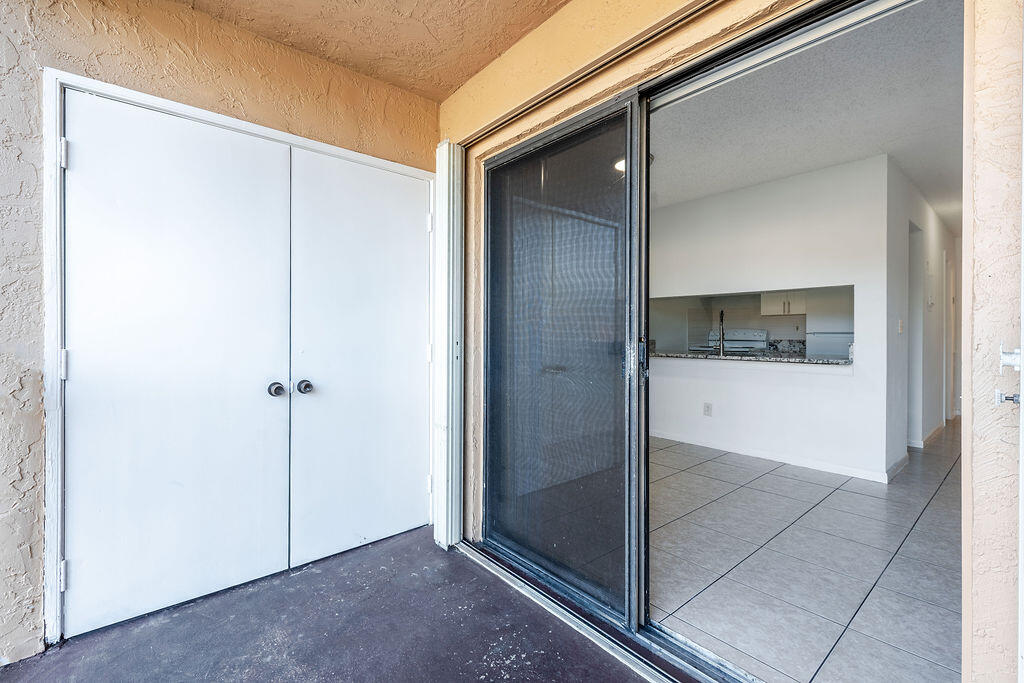 Laurels At Sherwood Condo - Residential Lease