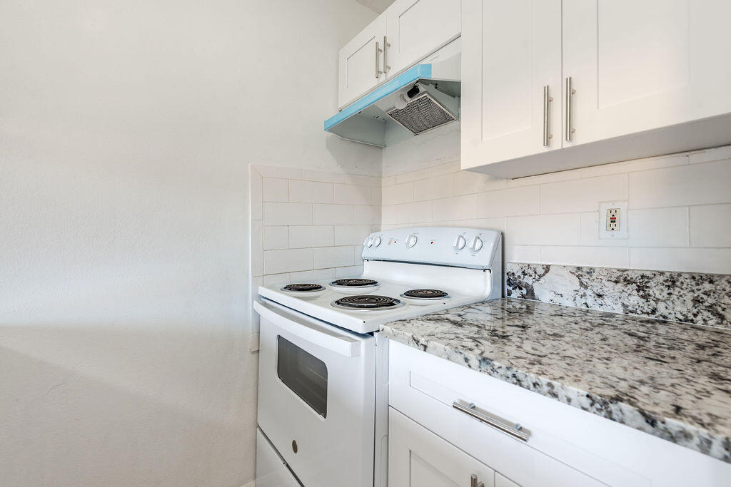 Laurels At Sherwood Condo - Residential Lease