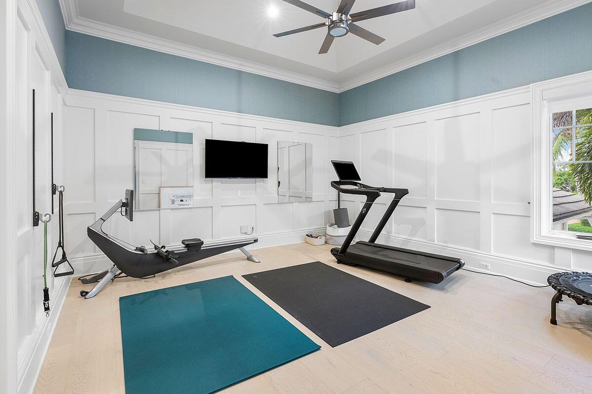 ROYAL PALM YACHT & COUNTR - Residential