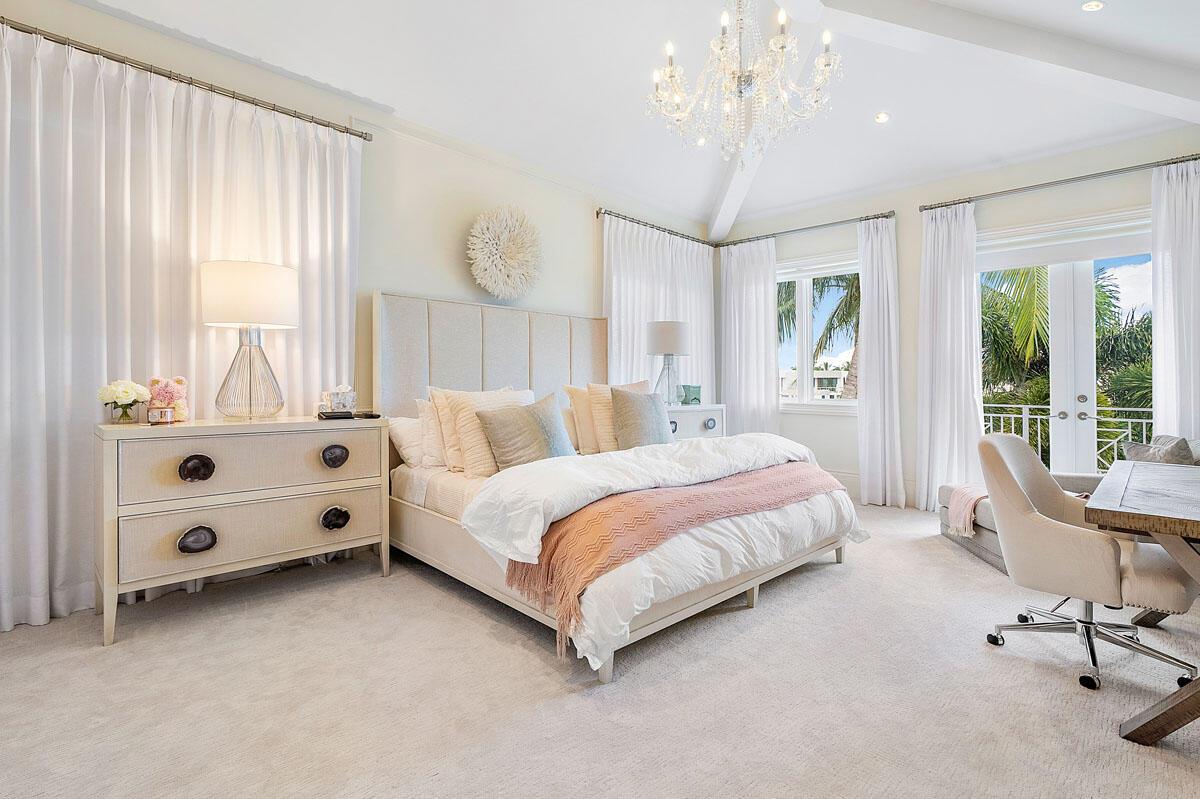 ROYAL PALM YACHT & COUNTR - Residential