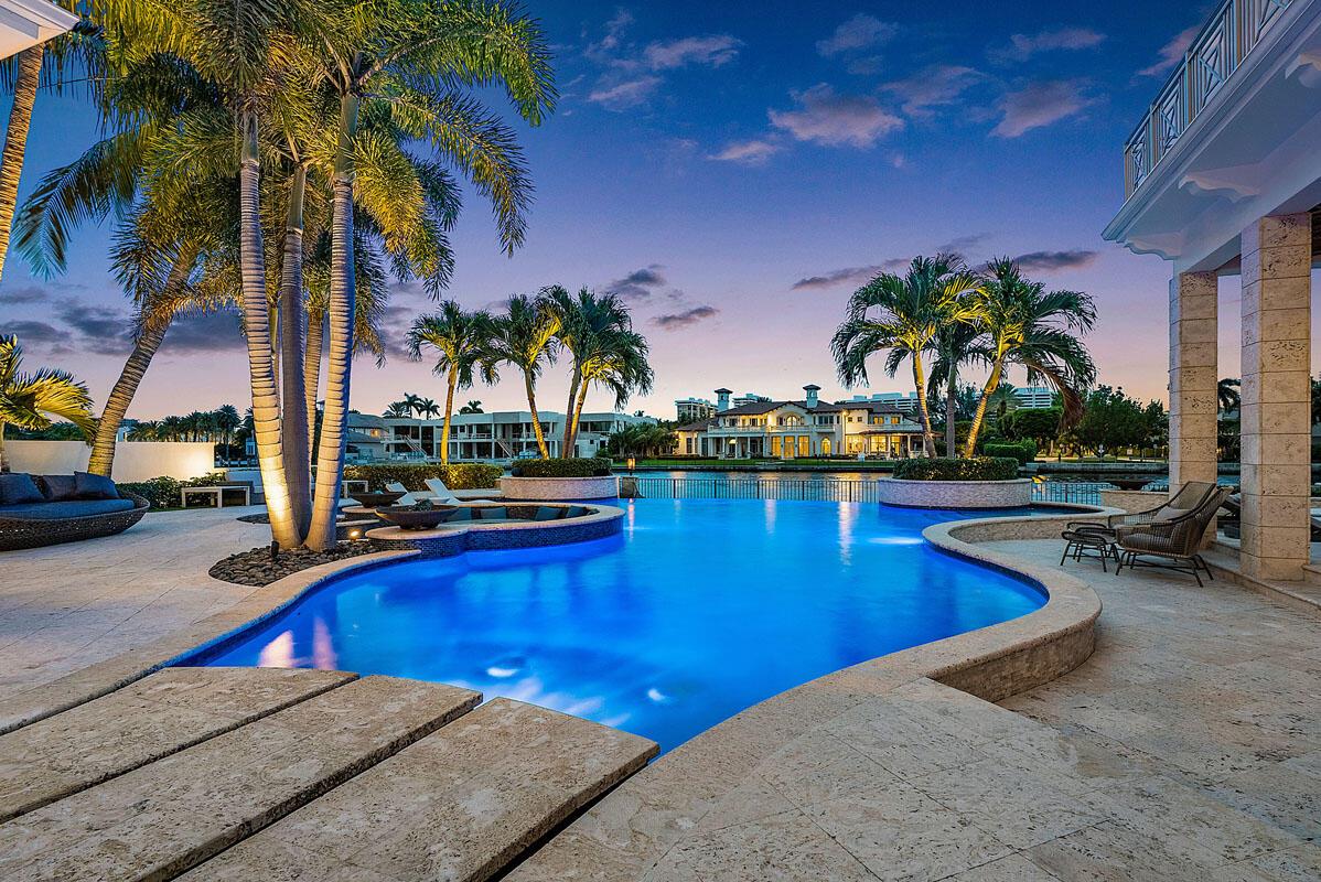 ROYAL PALM YACHT & COUNTR - Residential