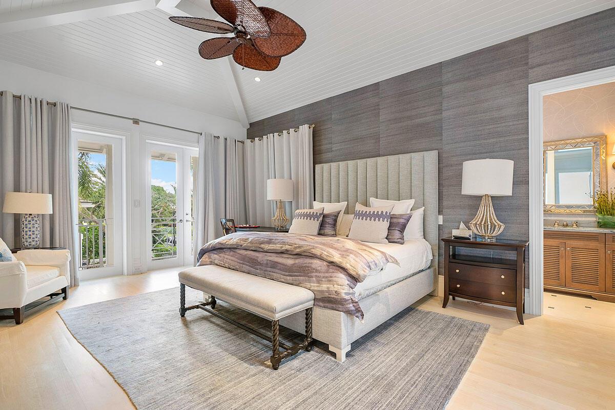 ROYAL PALM YACHT & COUNTR - Residential