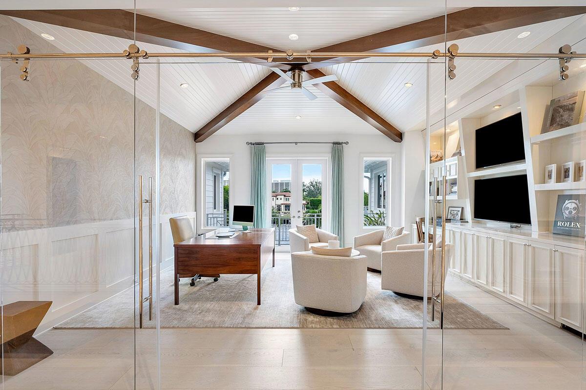 ROYAL PALM YACHT & COUNTR - Residential