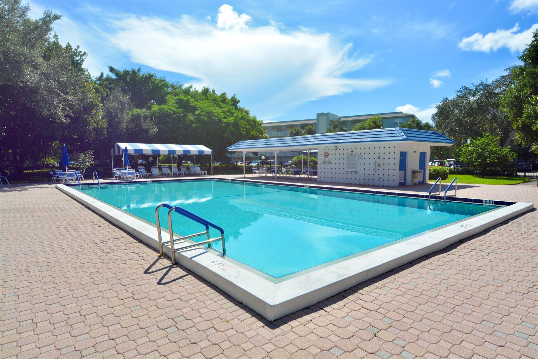 PORTOFINO VILLAGE 1-E CON - Residential