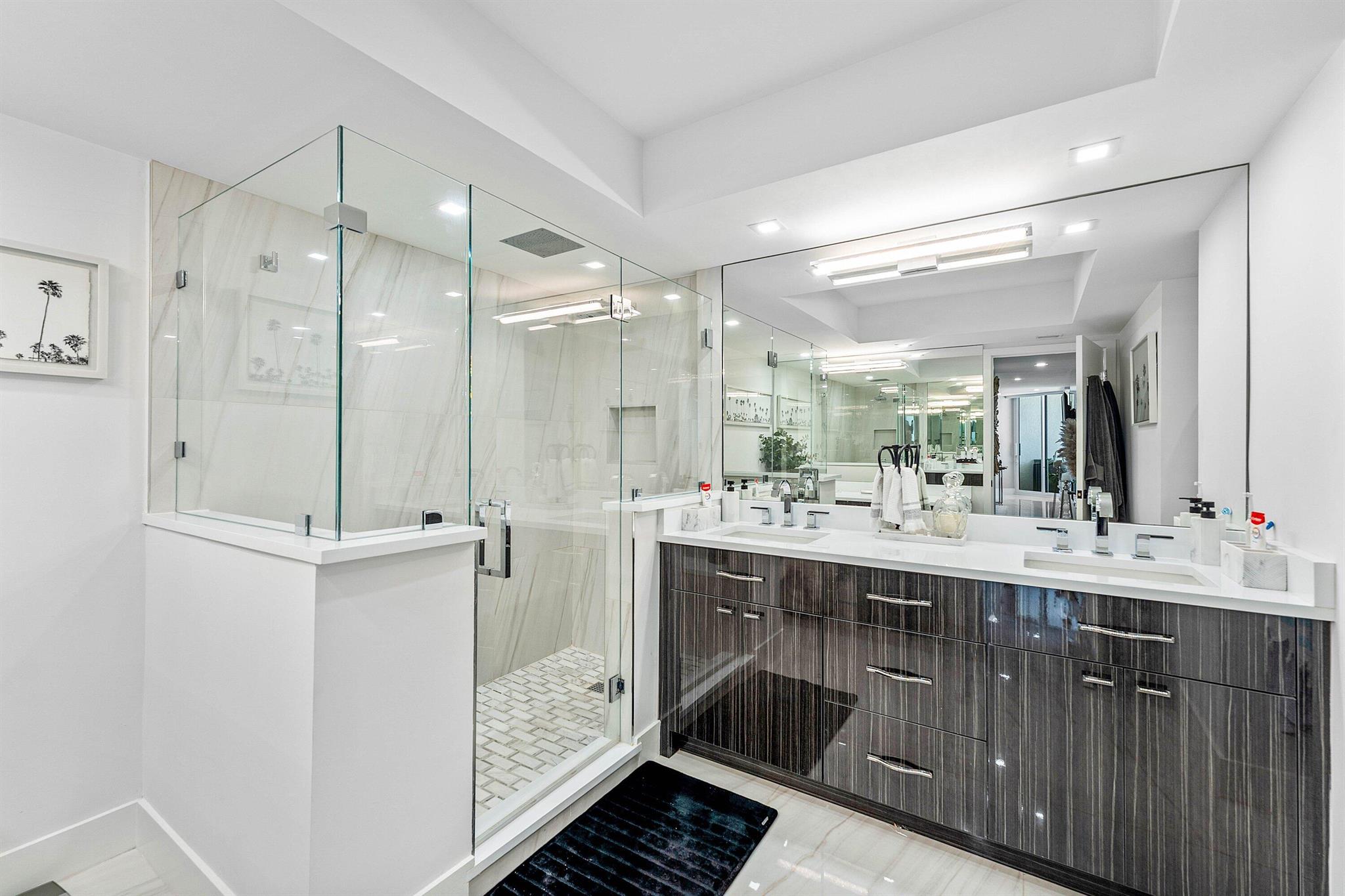 MERIDIAN OF PALM BEACH CO - Residential