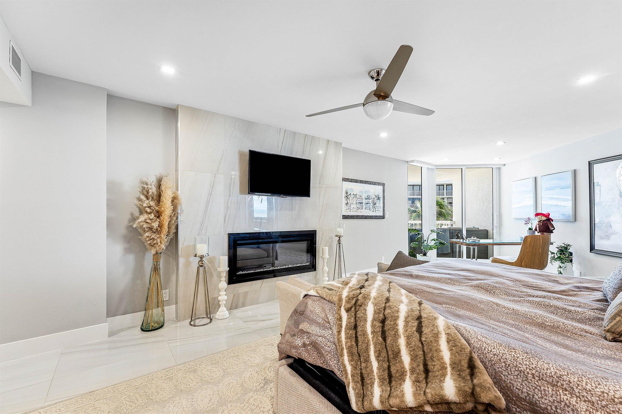 MERIDIAN OF PALM BEACH CO - Residential