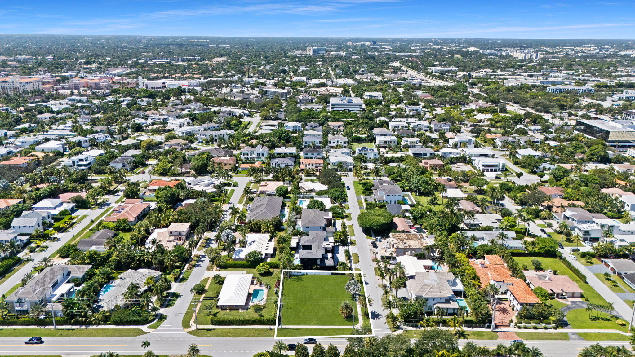 498 NE 10th Street