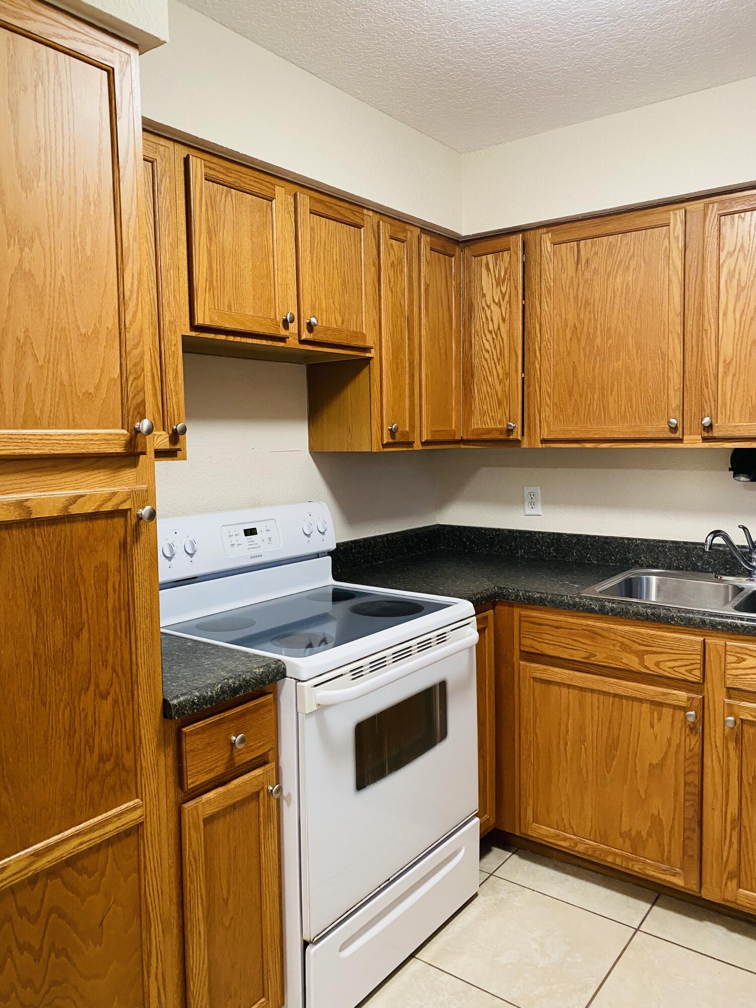 MARINA - Residential Lease