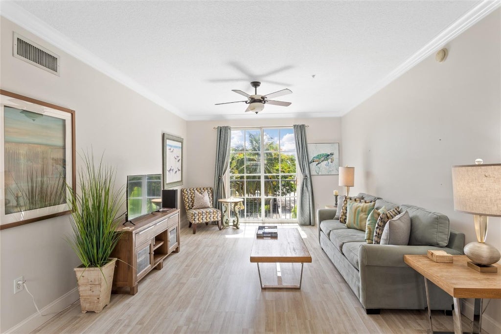 Photo of 580 S Sapodilla Avenue #308, West Palm Beach, FL 33401 (MLS # F10502301)