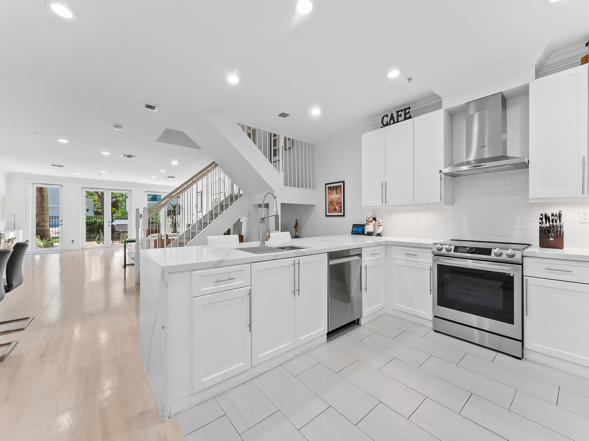 Coral Ridge - Residential