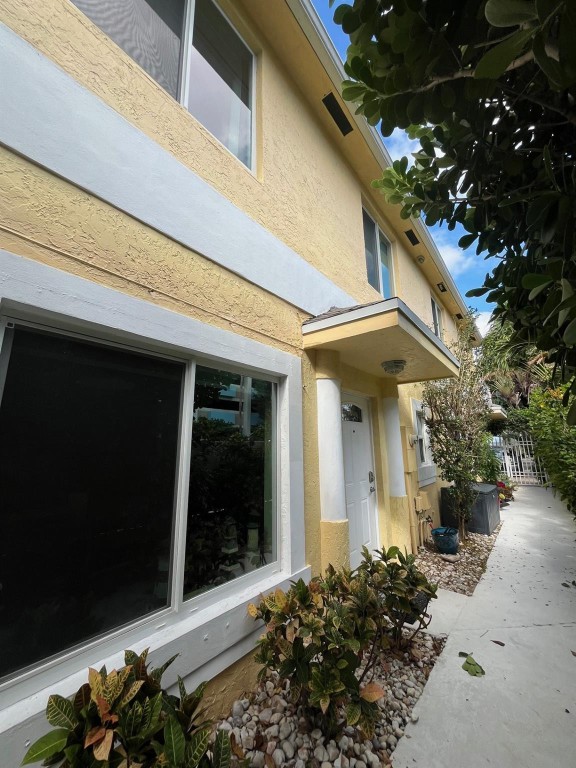 Deerfield Beach 4-4 B - Residential Lease